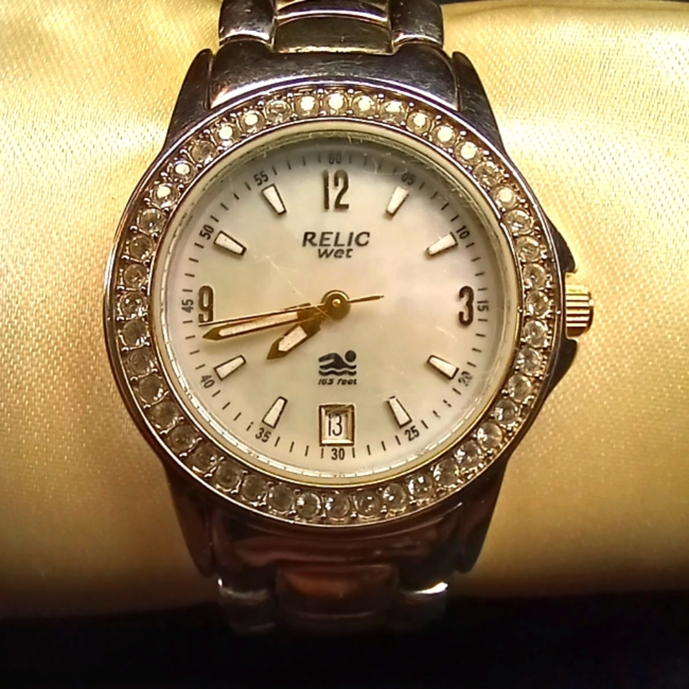Relic Wet Watch